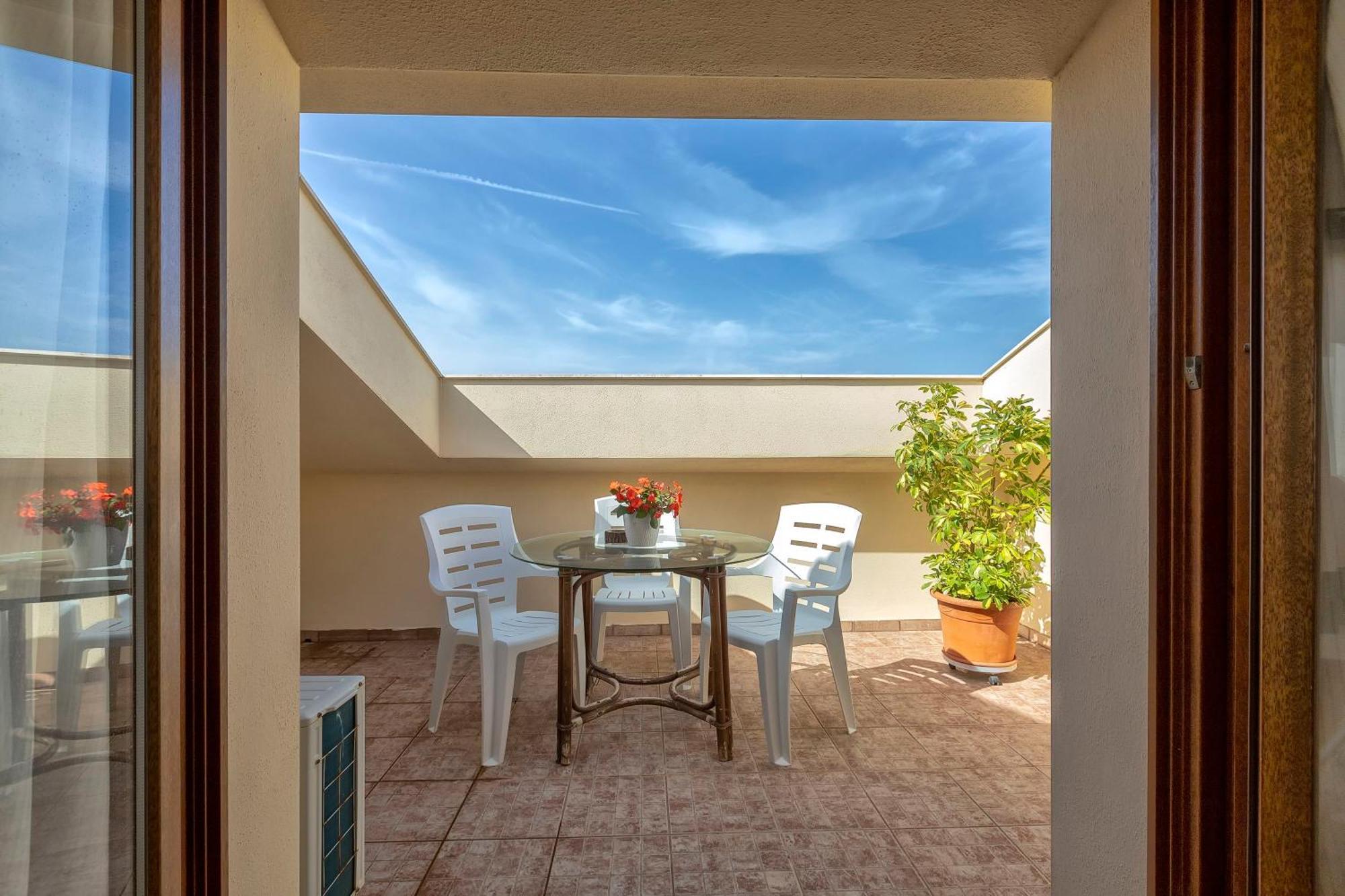 Sardinia Guest House Olmedo Exterior foto